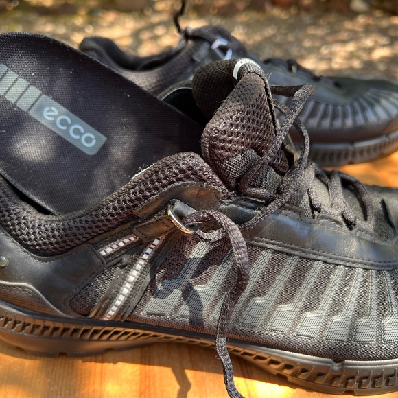 Mens Ecco Sneaker/ walking shoe - size 44 (equivalent of 10 - 10 1/2) - Picture 6 of 8